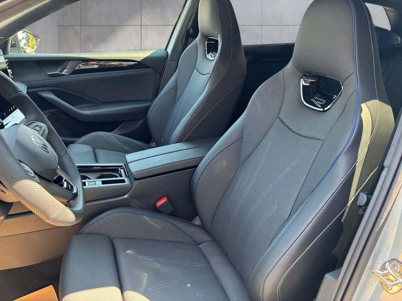 Volkswagen Passat 2026 — фото 9