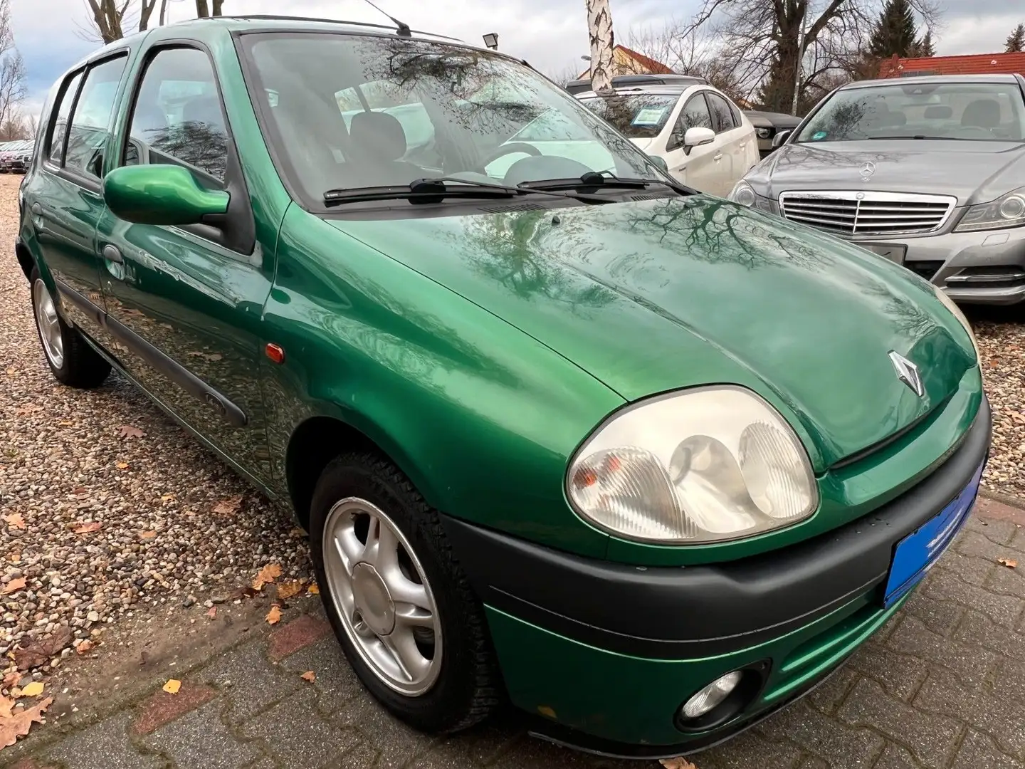 Renault Clio Dynamique 1.4*1.HD*SHD*56.TKM*TÜV NEU Grün - 2