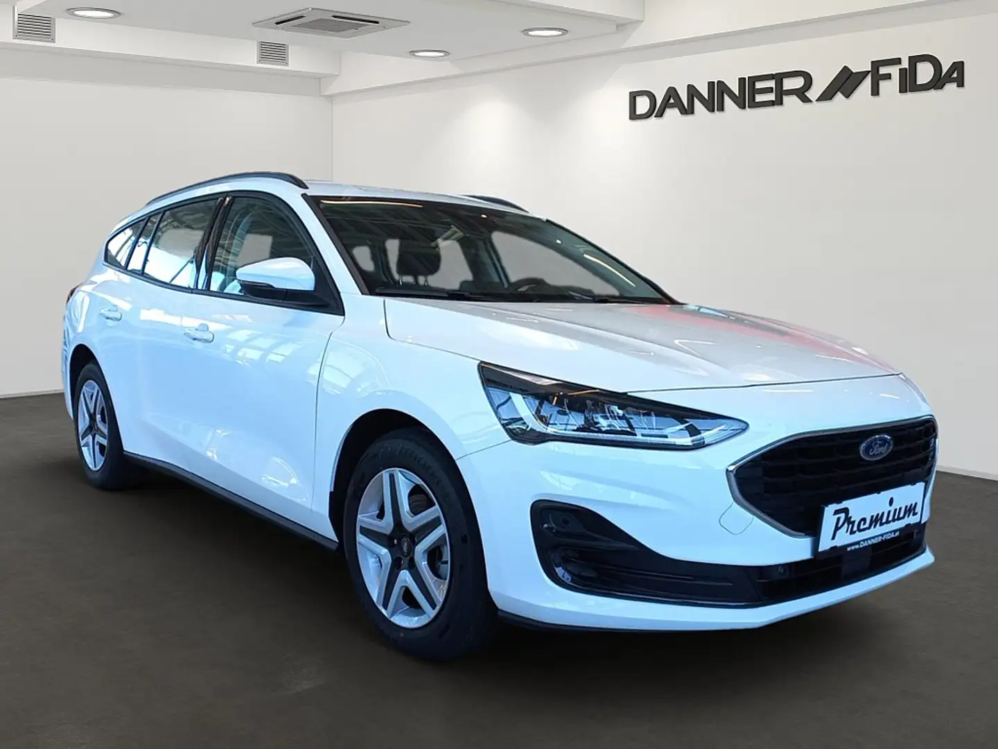 Ford Focus COOL & CONNECT Kombi 120 PS EcoBlue (VORFÜHRWAG... Weiß - 2