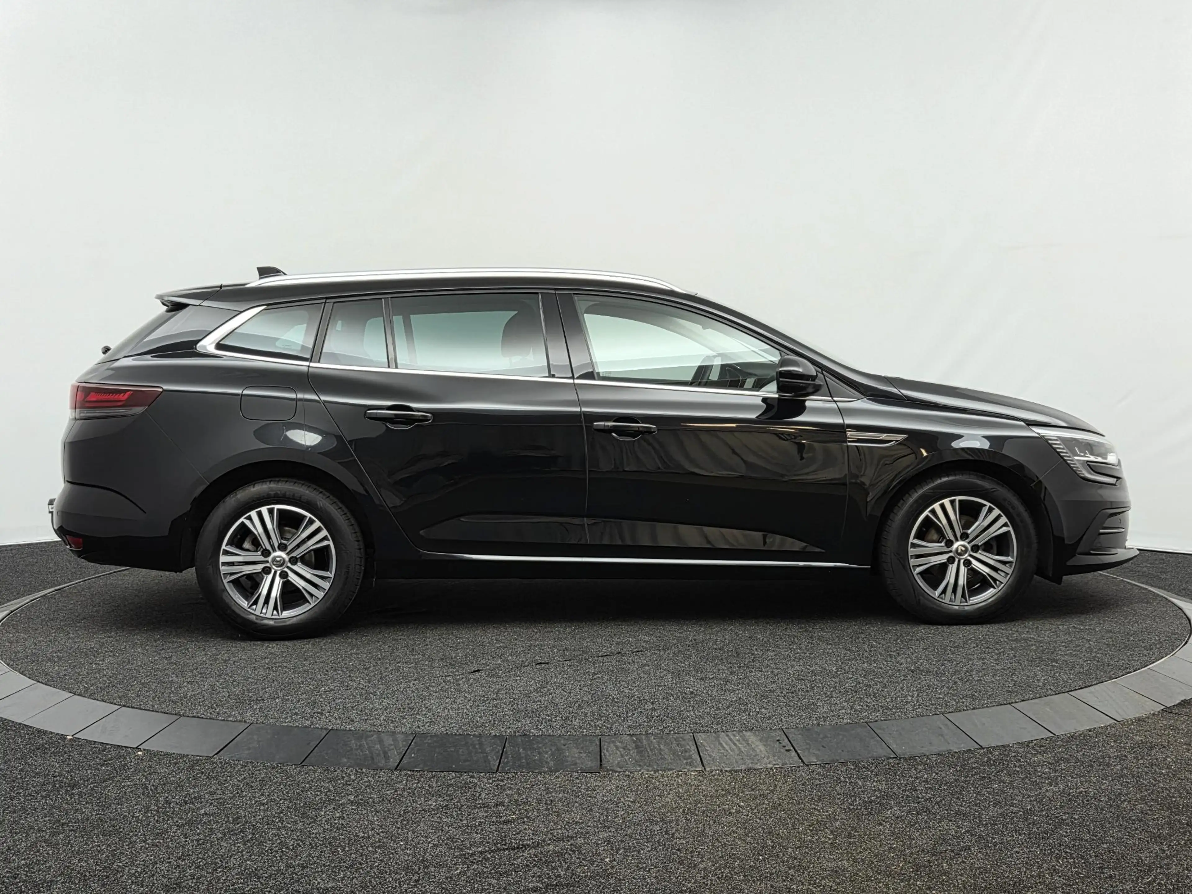 Renault Megane Estate 1.3 TCe 140 EDC Intens | Automaat | Trekhaa — photo 17
