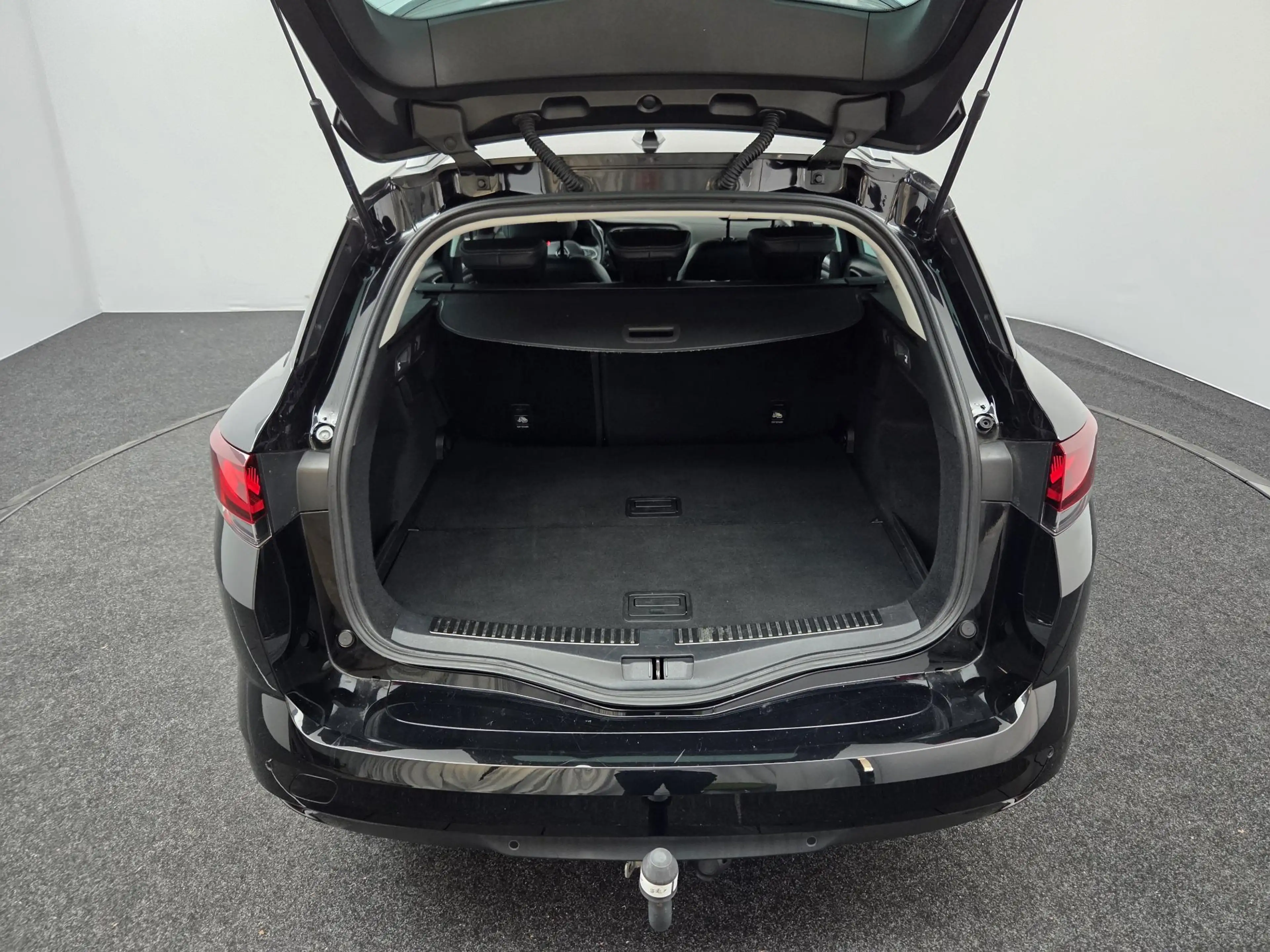 Renault Megane Estate 1.3 TCe 140 EDC Intens | Automaat | Trekhaa — photo 19