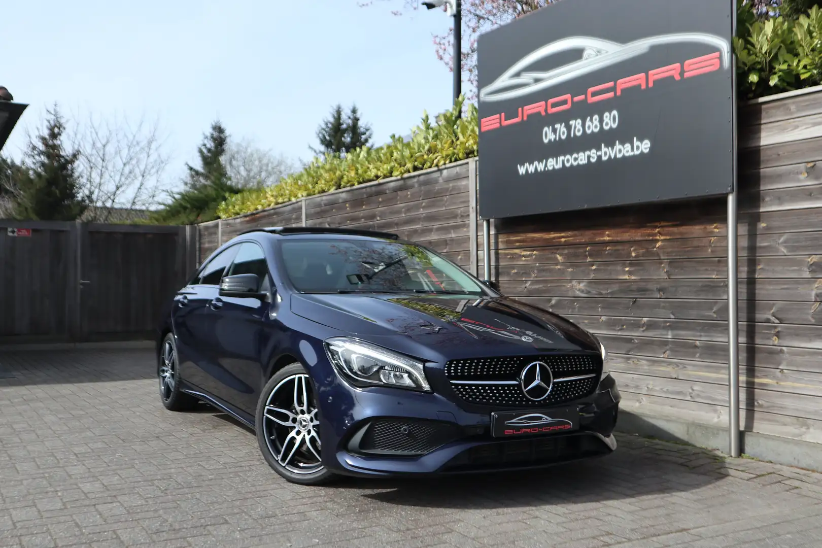 Mercedes-Benz CLA 180 d Aut./1 st eig /AMG/Night/Camera/Panodak/Gps/ Azul - 1