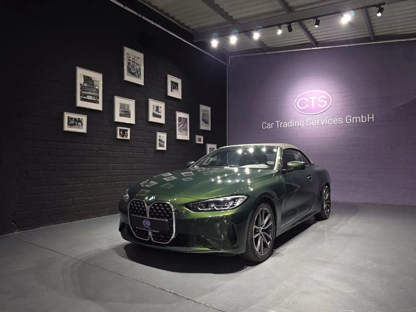 BMW 420 i Cabrio / BMW Premium Selection Grün - 2