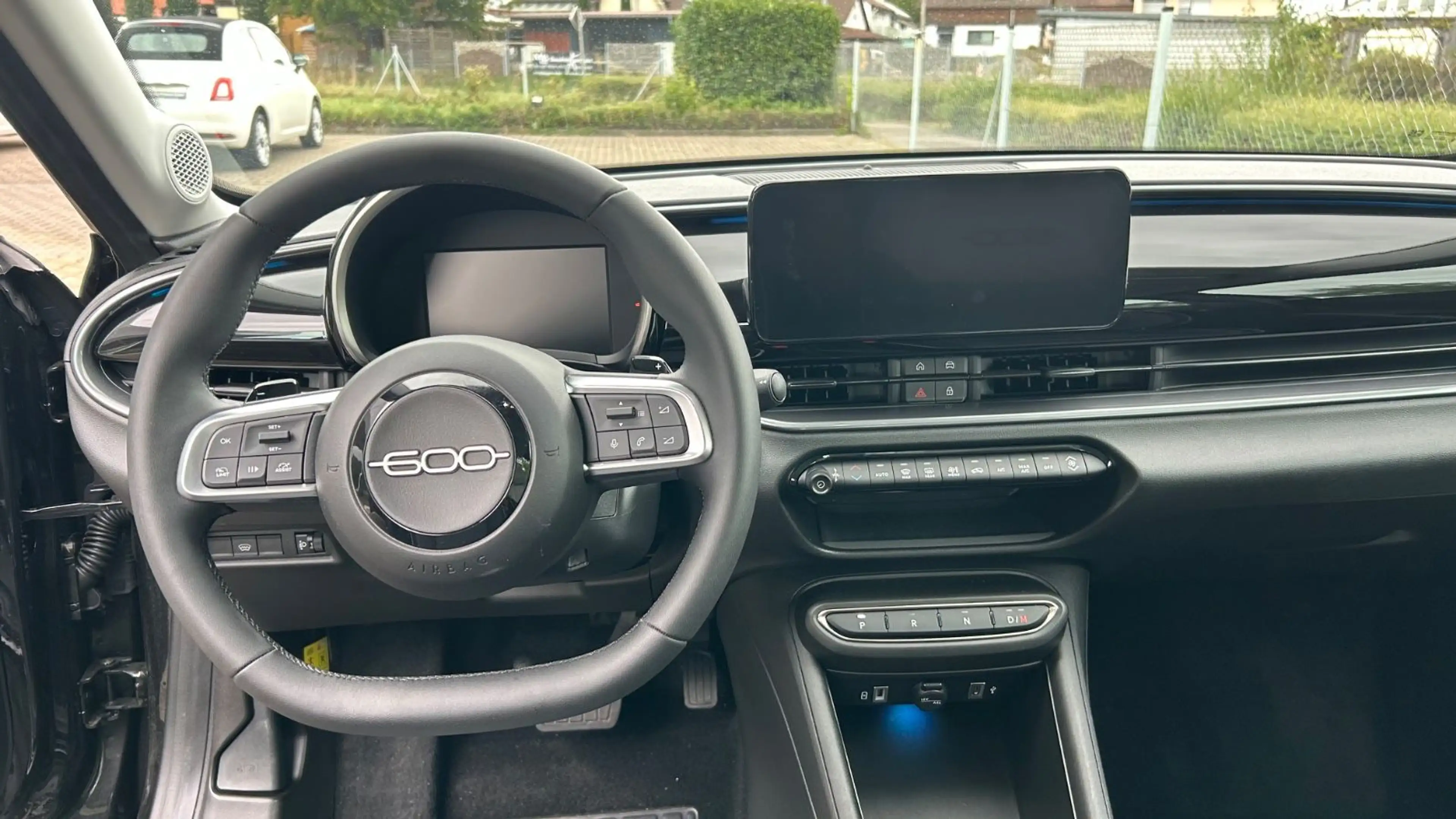 Fiat 600 1.2 Hybrid Autom. |PDC |KAMERA |SHZ — photo 11