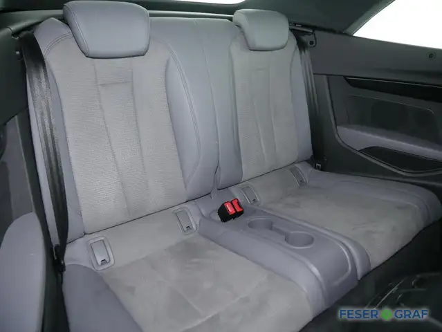 Audi A5 view 7