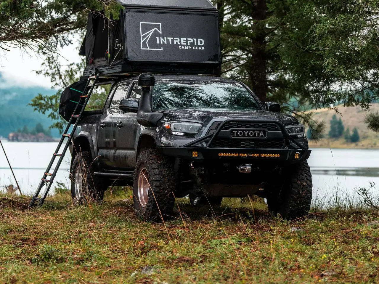 Toyota Tacoma снимка Toyota Tacoma