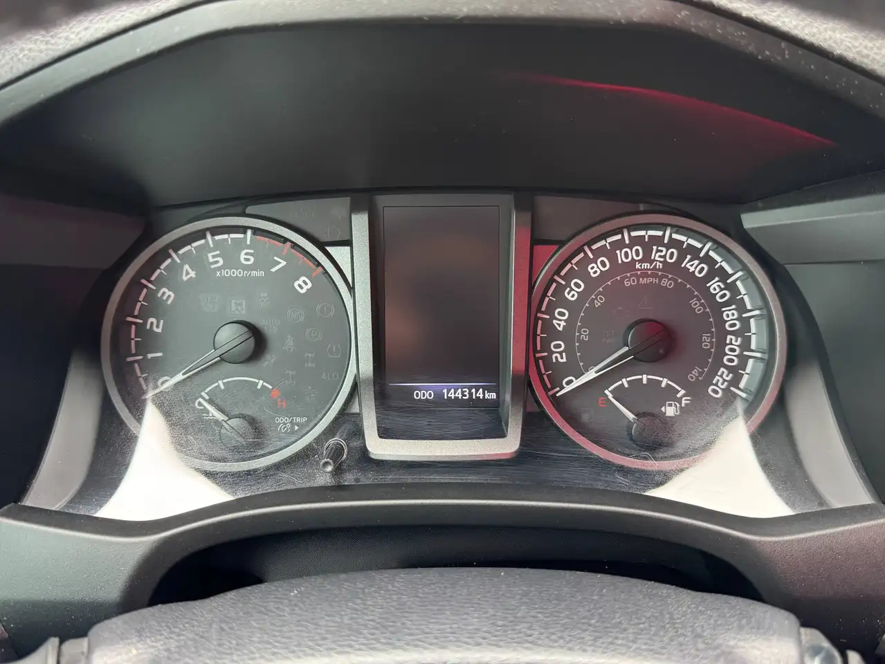 Toyota Tacoma снимка Toyota Tacoma