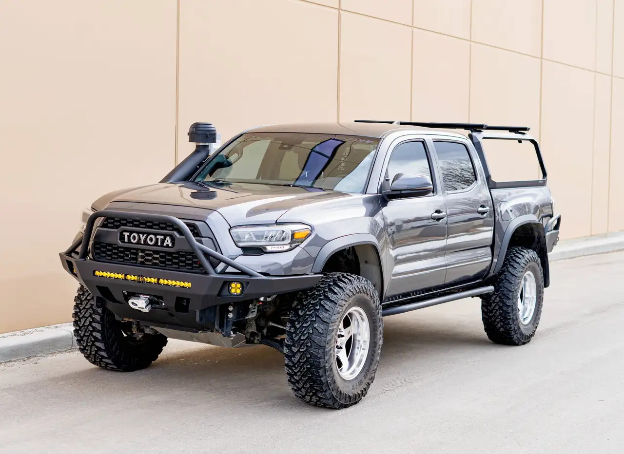 Toyota Tacoma снимка Toyota Tacoma