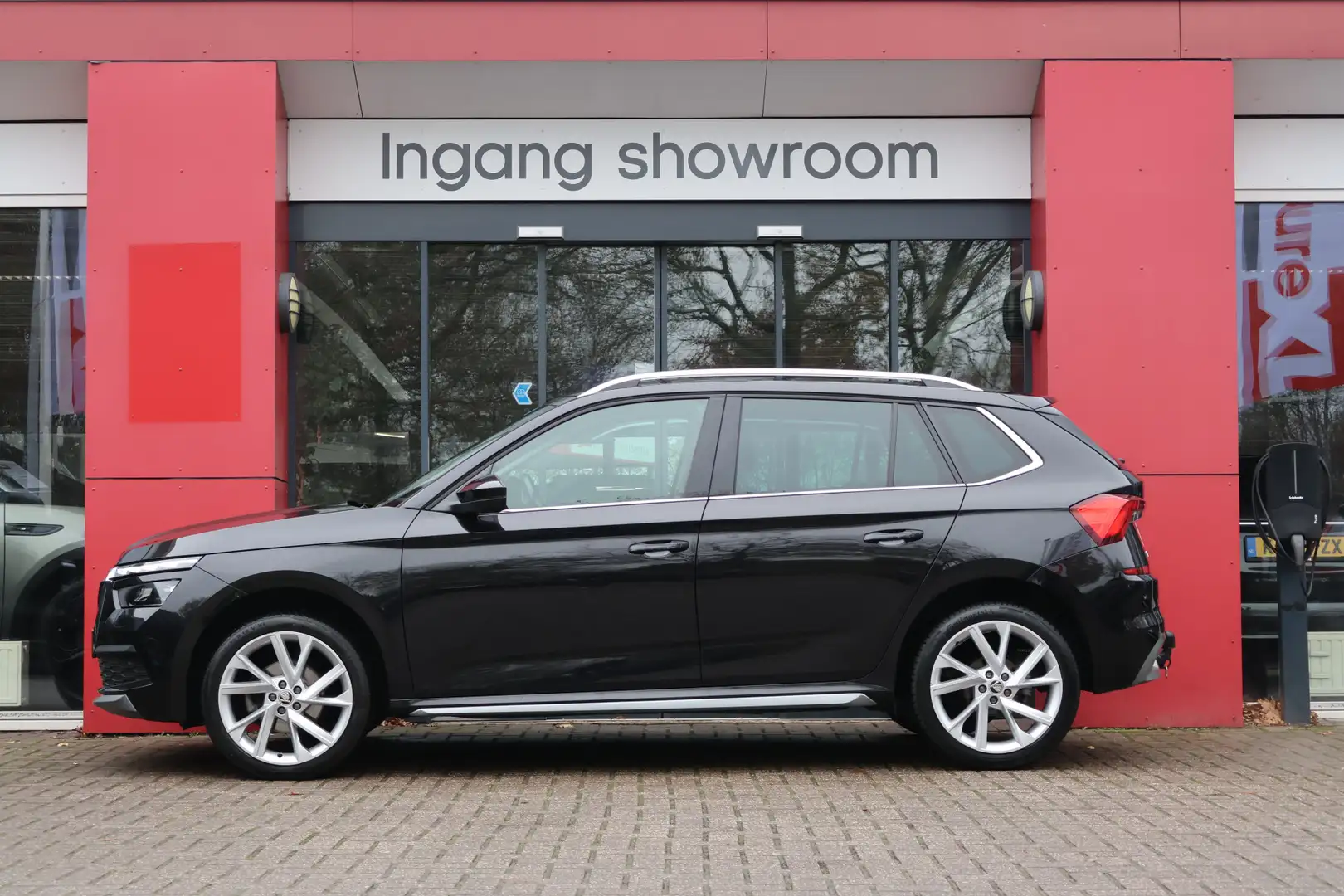 Skoda Kamiq 1.5 TSI 150 PK ACT Business Edition | Virtual Cock Zwart - 2