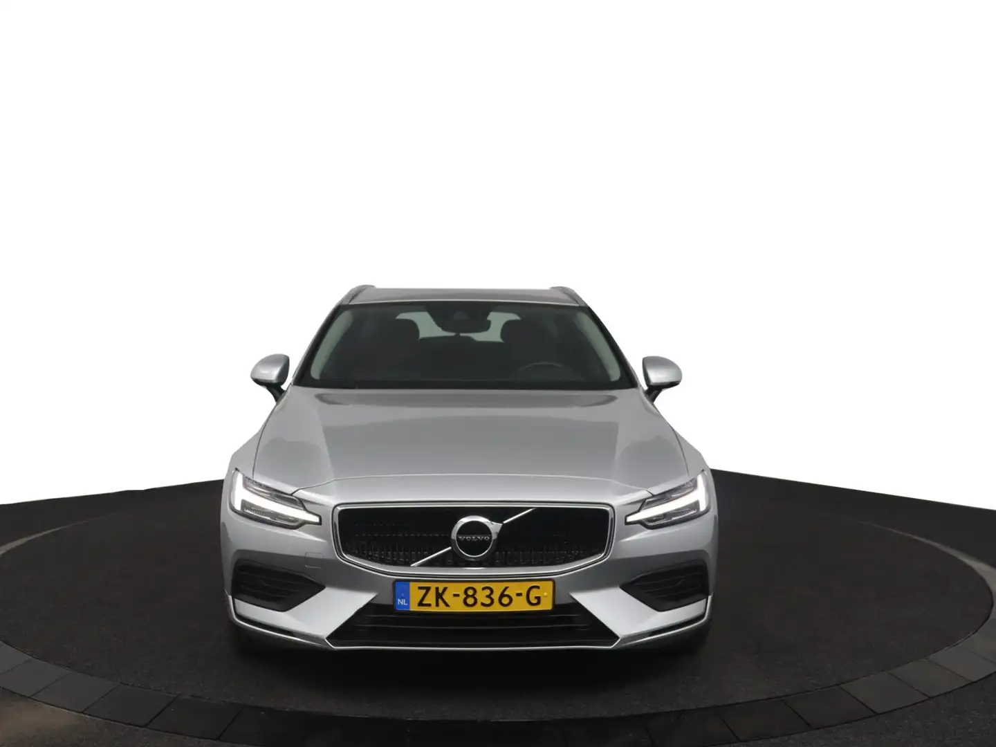 Volvo V60 2.0 T5 Momentum Pro | NAP | Automaat | Luxe! | Dea Gris - 2
