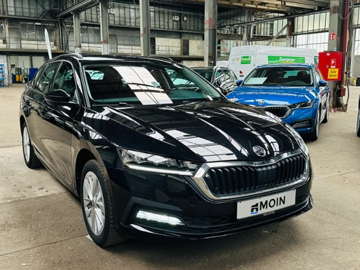 Skoda Octavia Combi Ambition 1.4 TSI iV DSG 110kW PDC SHZ LED S Schwarz - 2