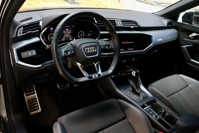 Audi Q3 Sportback 45 TFSI e S Line Ed|CAM|ACC|SFEER — photo 8