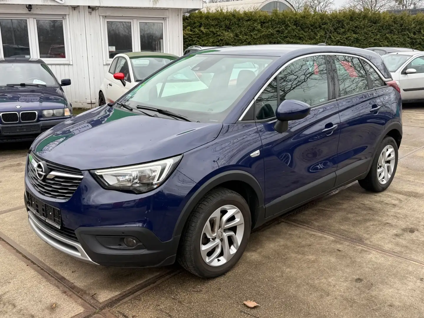 Opel Crossland Innovation Синий - 1