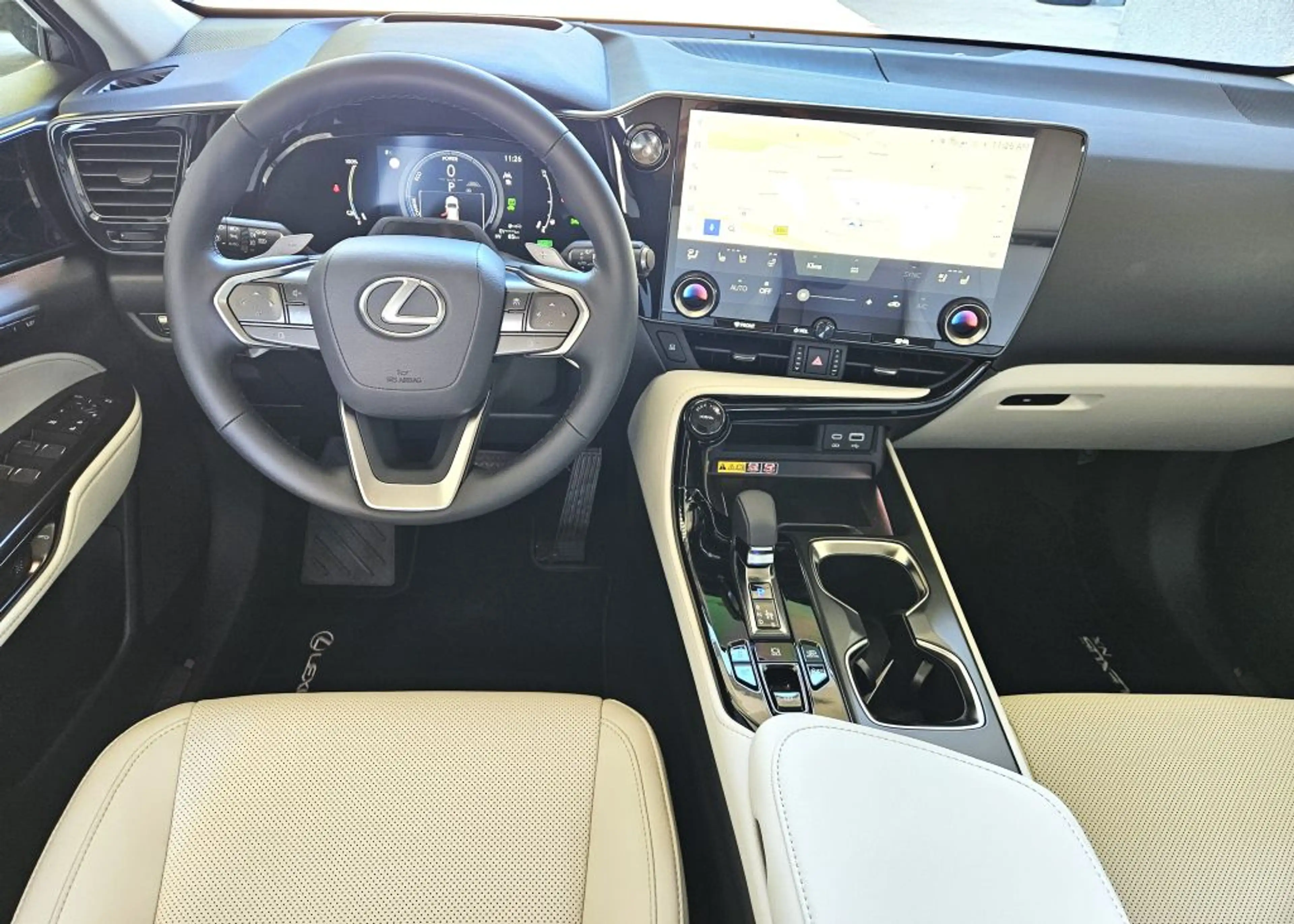 Lexus NX 450h+ E-FOUR Executive — photo 9