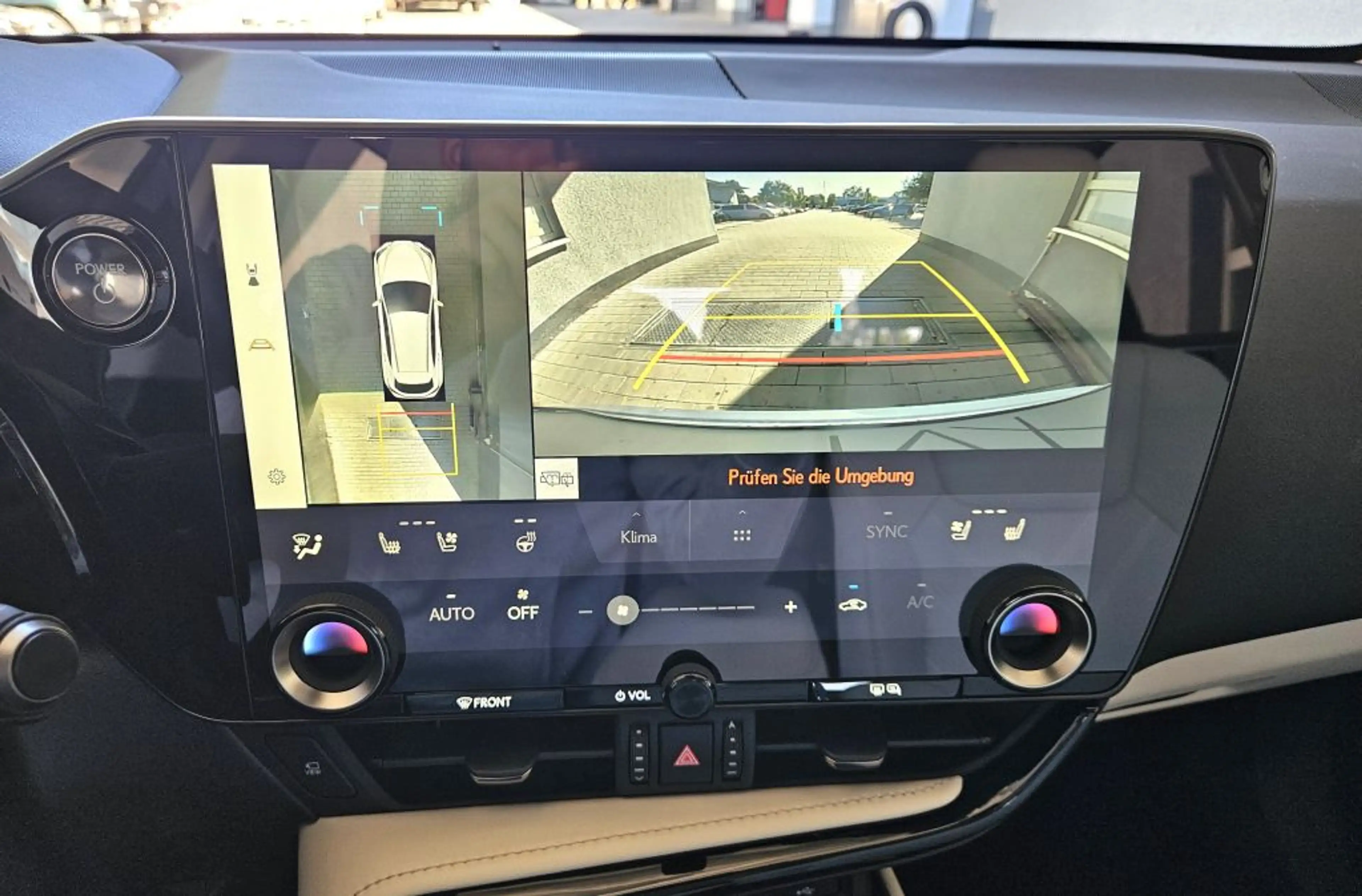Lexus NX 450h+ E-FOUR Executive — photo 13