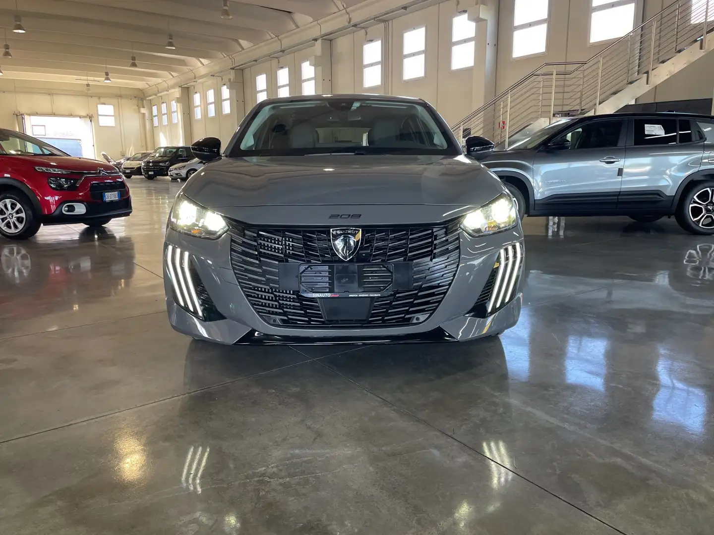 Peugeot 208 208 PureTech 100 Stop&Start 5 porte Allure Grigio - 2