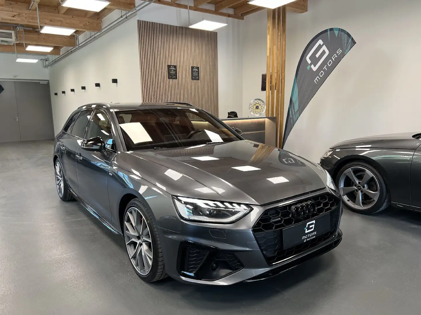 Audi A4 40 TDI SPORT QUATTRO COMPETITION 3X SLINE S-SITZE Grau - 2