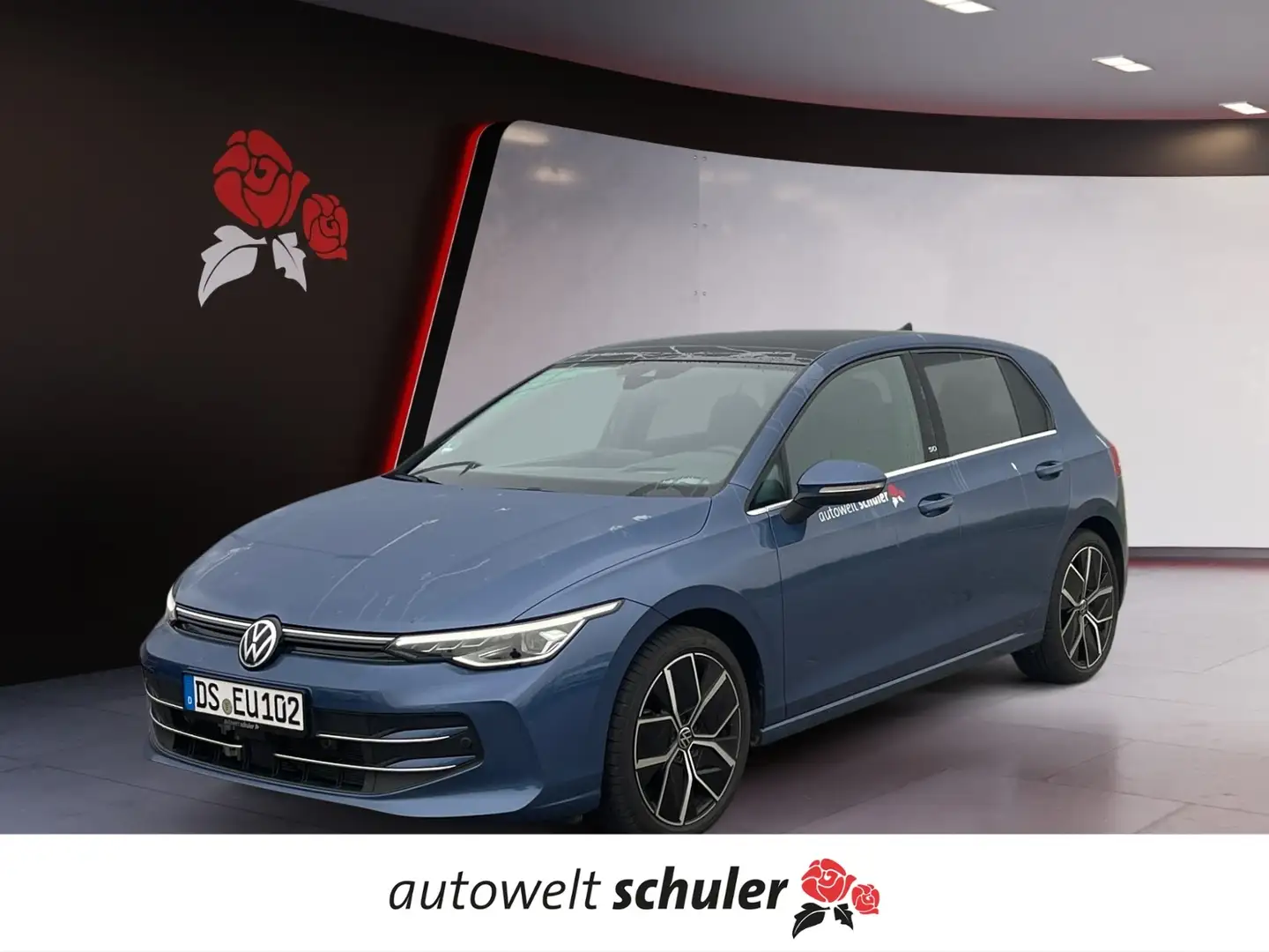 Volkswagen Golf 1,5 eTSI DSG Edition 50 Pano AHK Blau - 1