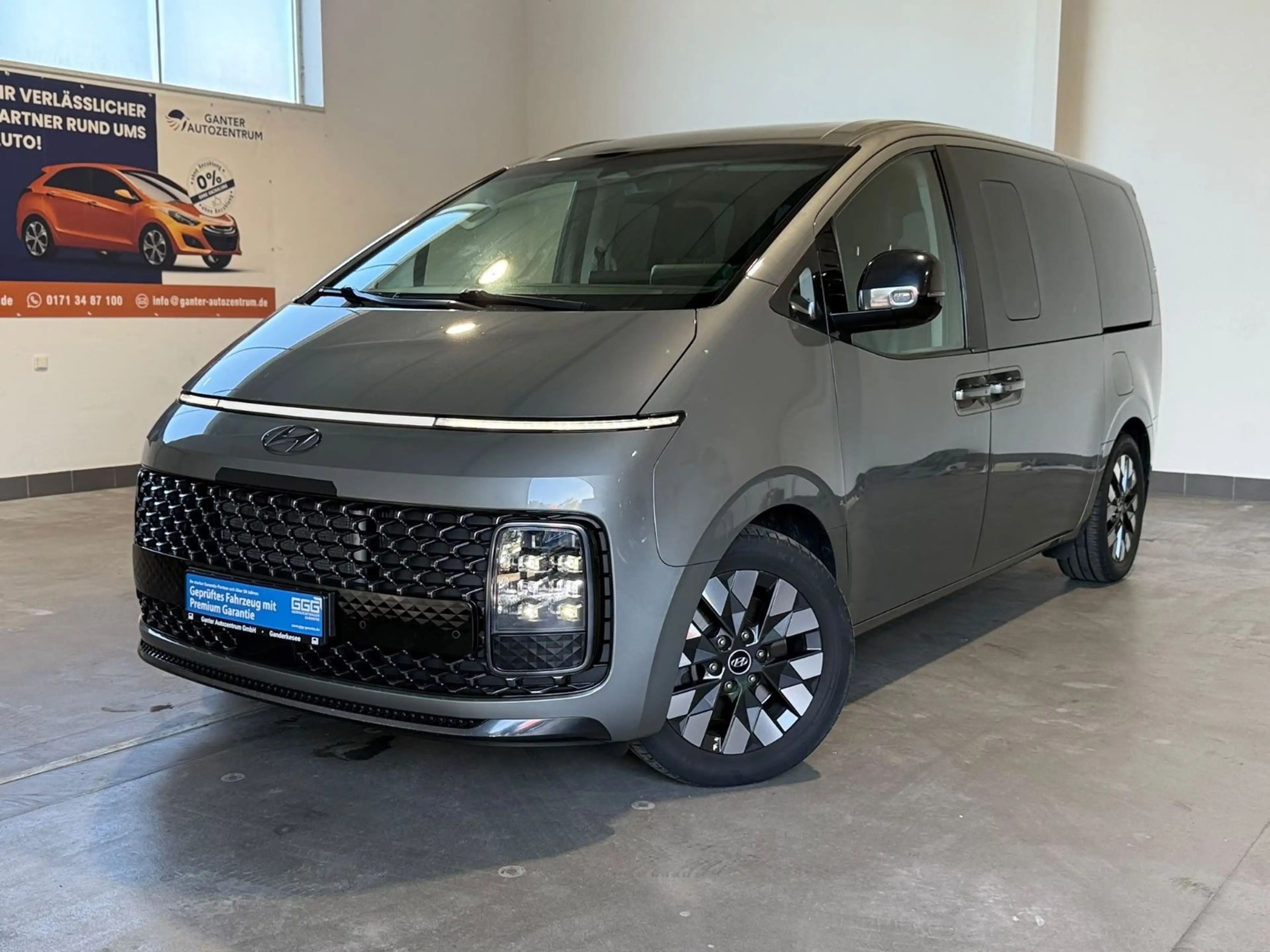 Hyundai STARIA Signature 2.2 CRDi 4WD AHK+PANO+LED+BOSE — photo 4
