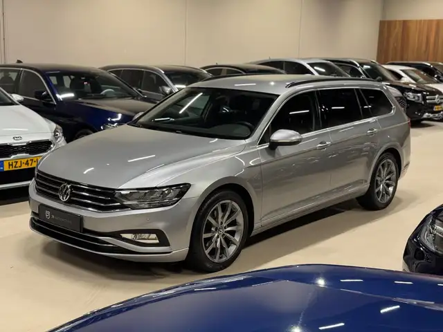 Volkswagen Passat Variant 1.5 TSI 150PK DSG Comfort Business, Apple Carplay,