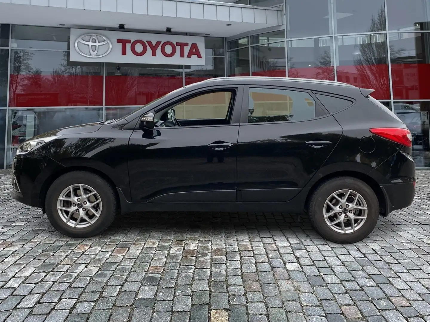 Hyundai iX35 1.6 Trend wenig KM*gepflegter Gebrauchter Schwarz - 2