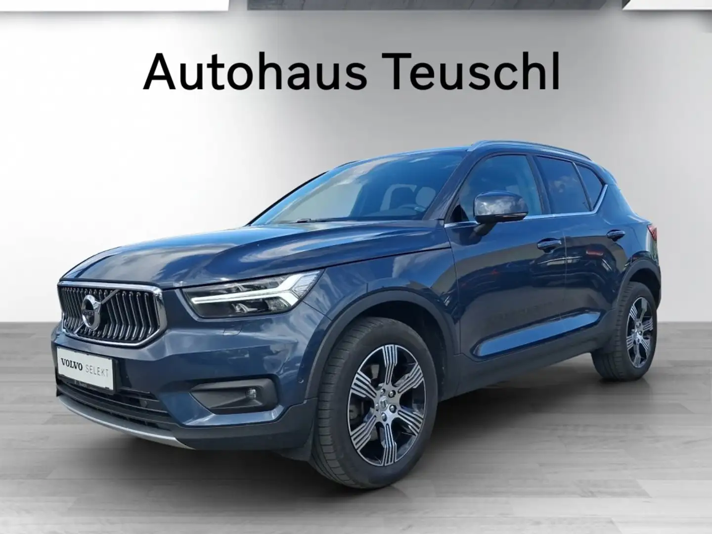 Volvo XC40 Inscription, B4 AWD Mild Hybrid (K9) Bleu - 1