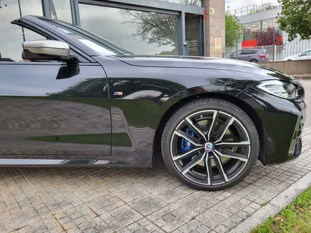 BMW 4 Series view 5