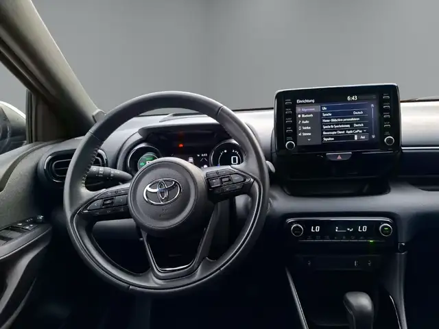 Toyota Yaris view 13