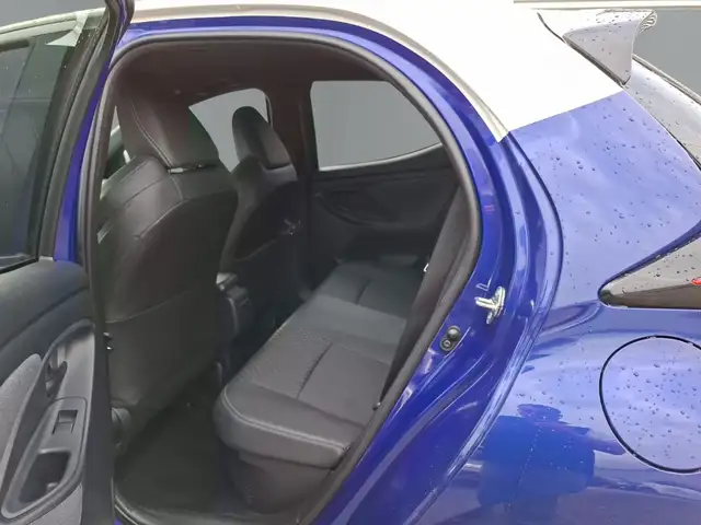 Toyota Yaris view 11