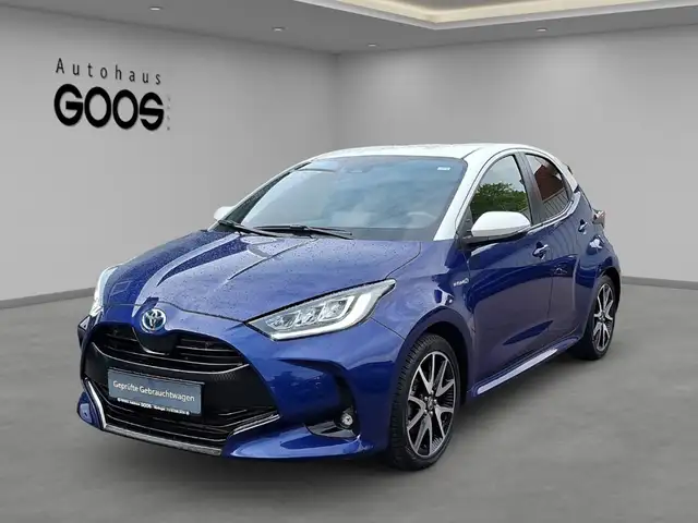 2021 Toyota Yaris in Blue for sale