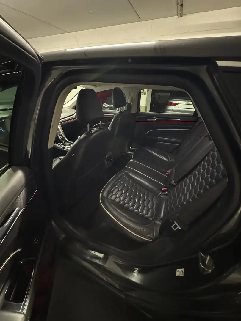 Ford Mondeo Traveller Vignale 2,0 Hybrid Aut. - 1