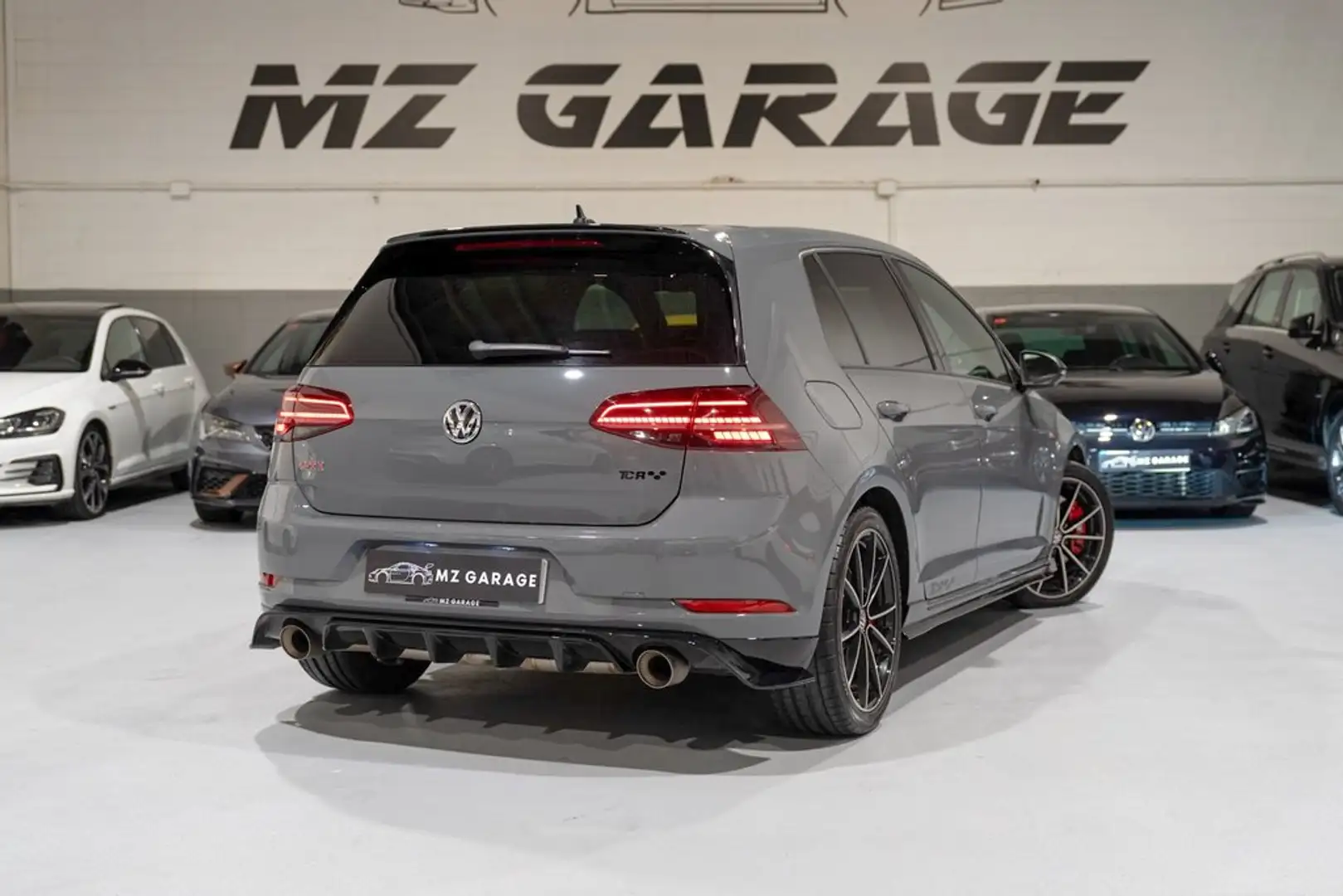 Volkswagen Golf GTI TCR 2.0 TSI 213kW(290CV) DSG Gris - 2