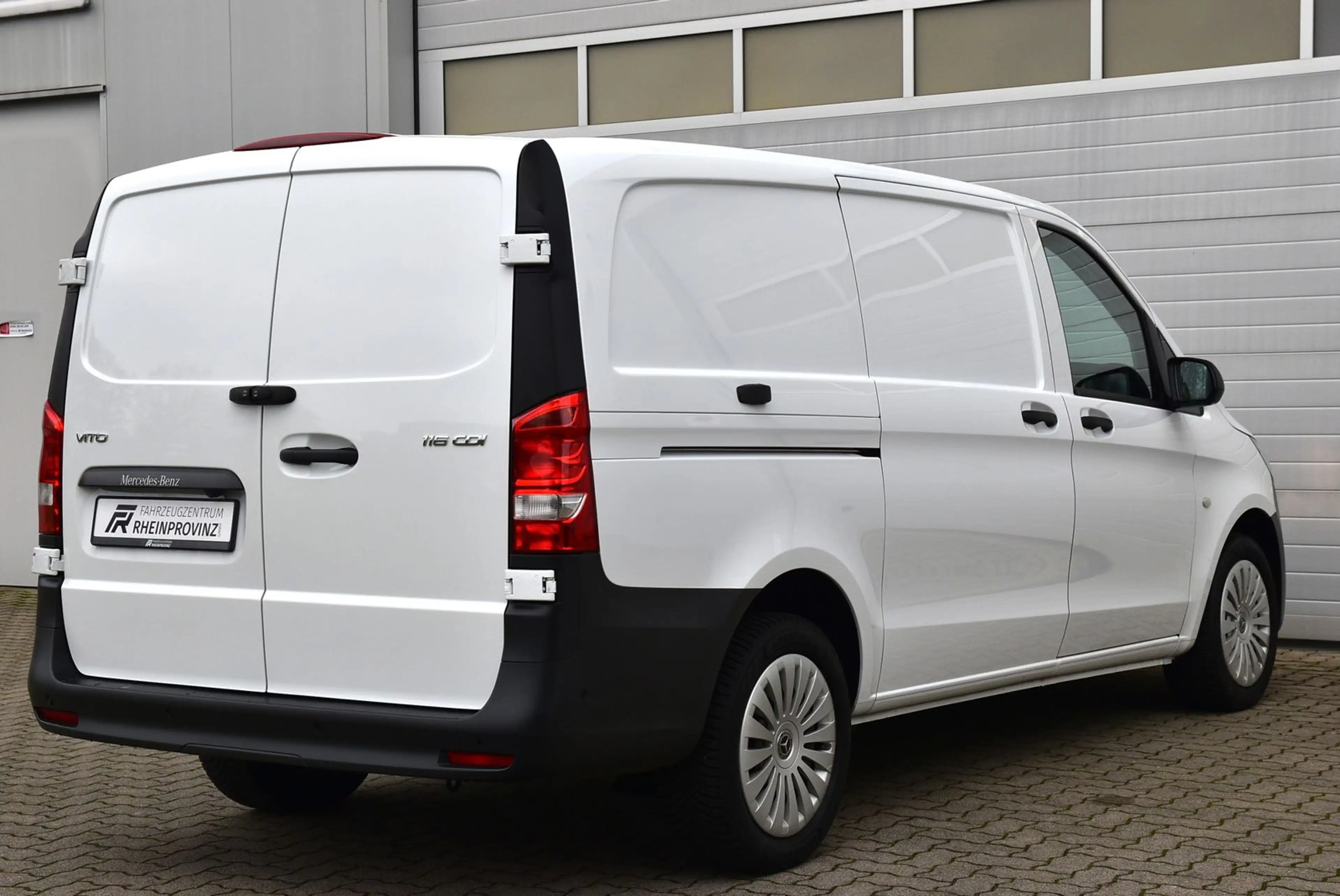Mercedes-Benz Vito 116 CDI RWD lang PRO 1-HAND/Kamera/Navi — photo 3
