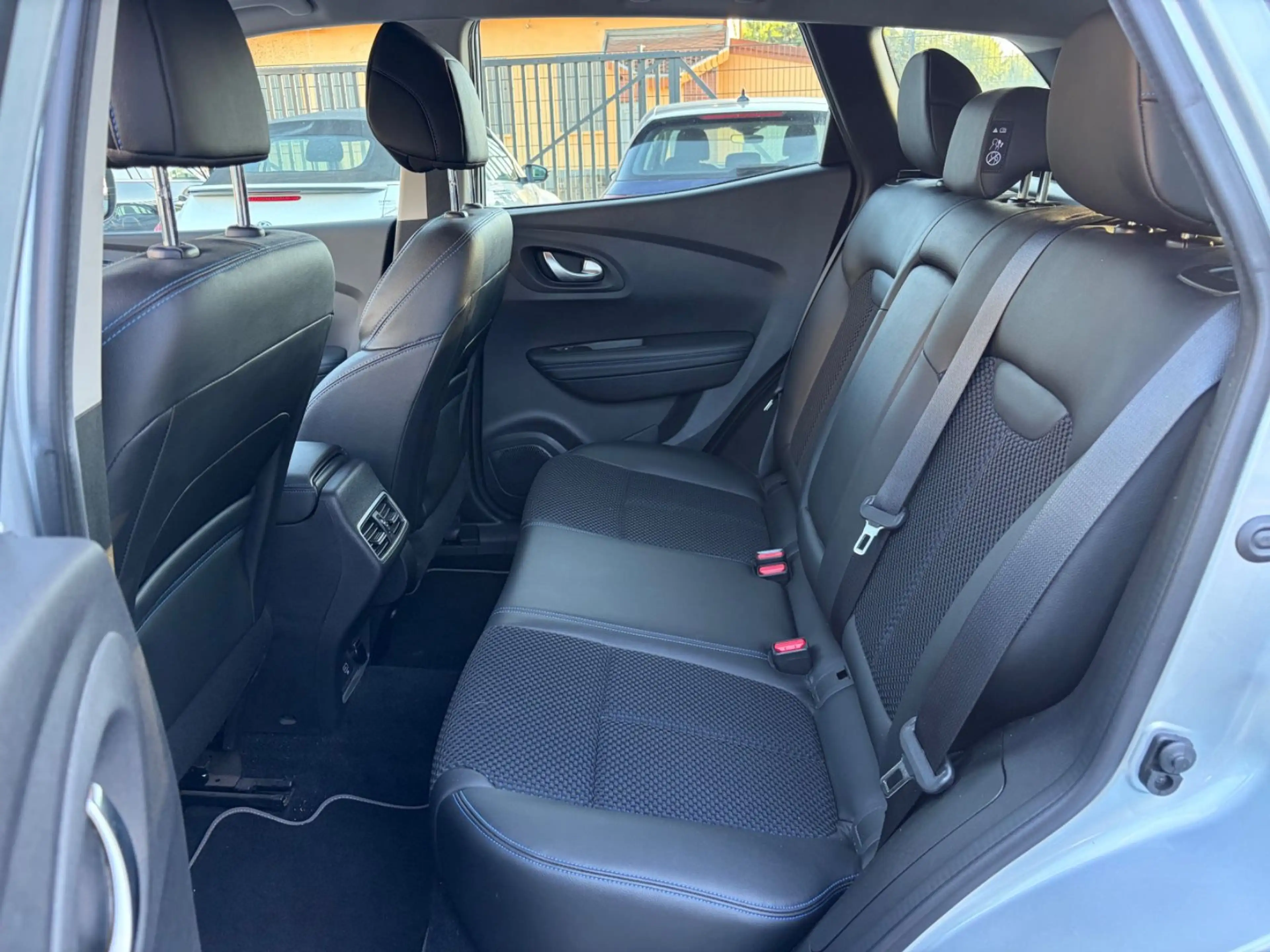 Renault Kadjar Limited 1.Hand / AHK / TÜV NEU — photo 12