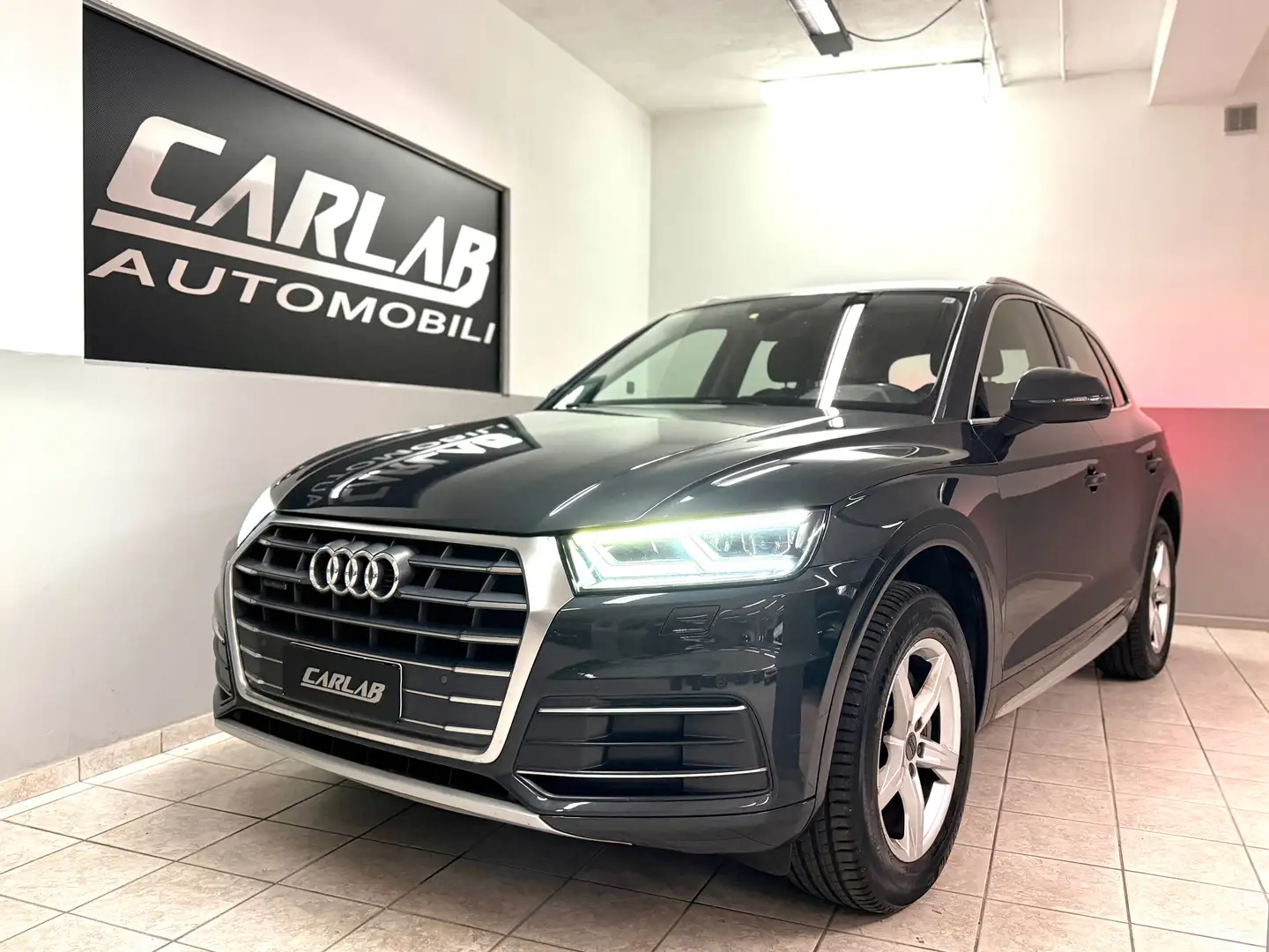 Audi Q5 40 2.0 tdi Design quattro 190cv s-tronic - 1