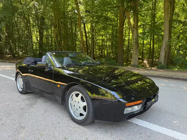 Porsche 944 TURBO CONVERTIBLE