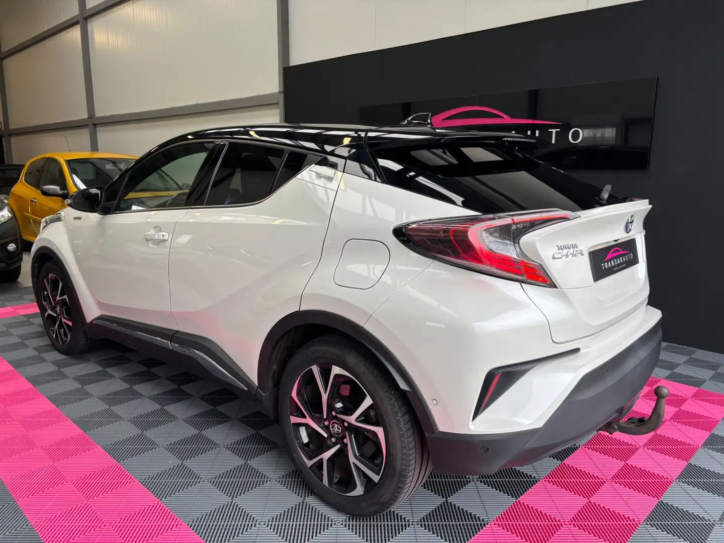 Toyota C-HR Collection Alb - 2