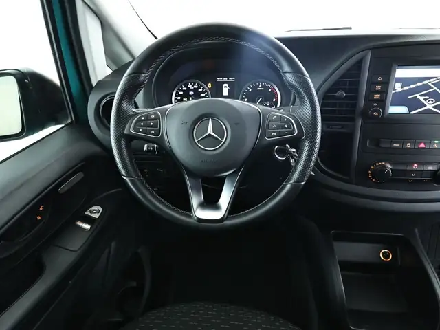 Mercedes-Benz Vito view 10