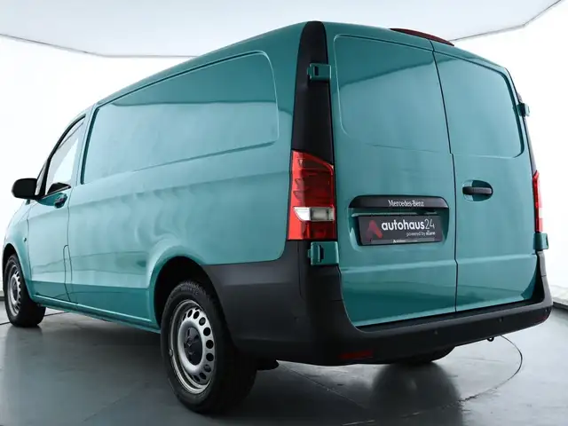 Mercedes-Benz Vito view 4