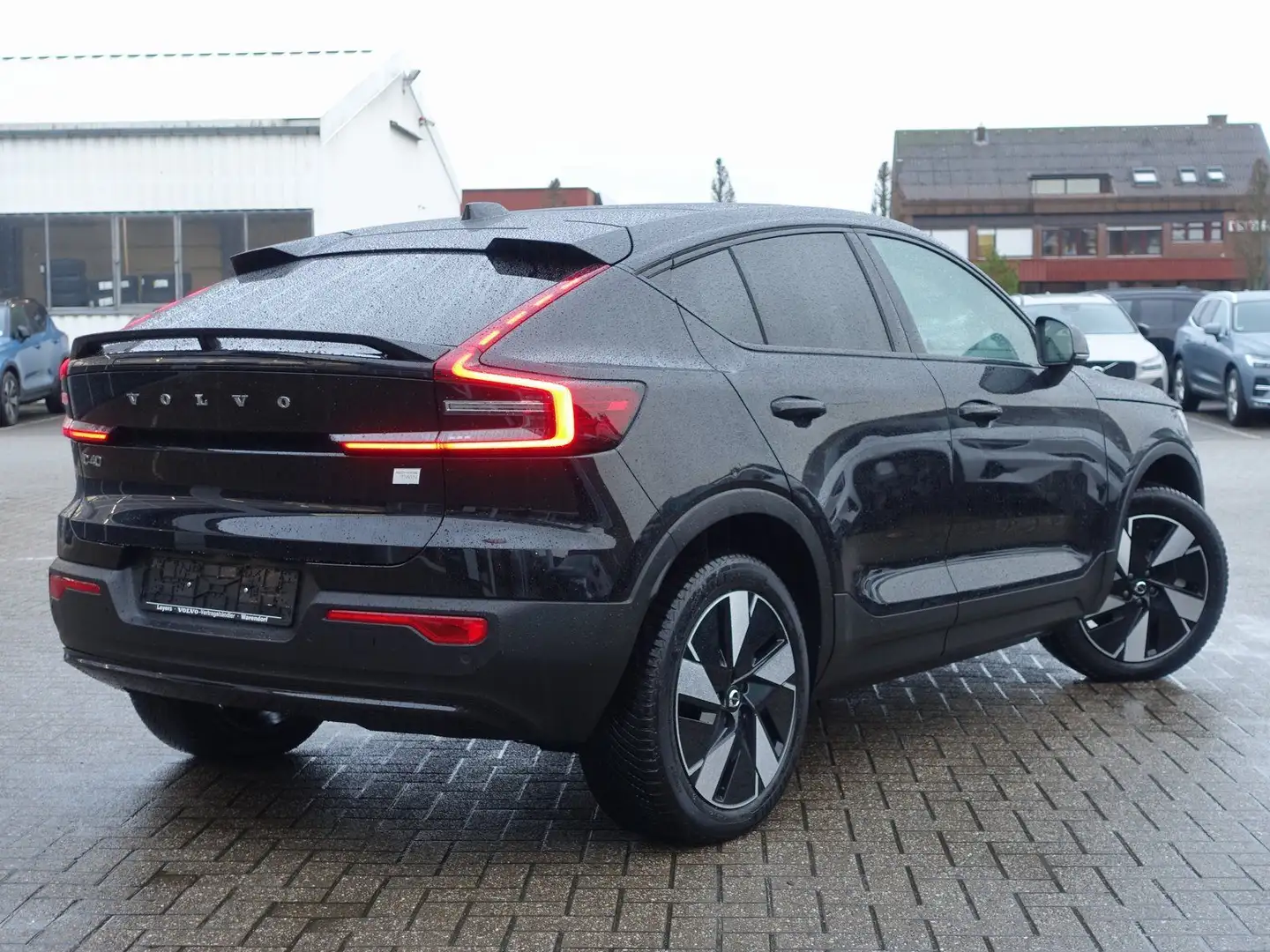 Volvo C40 Recharge Plus Twin Motor PANORAMA/BLIS/KAMER Schwarz - 2