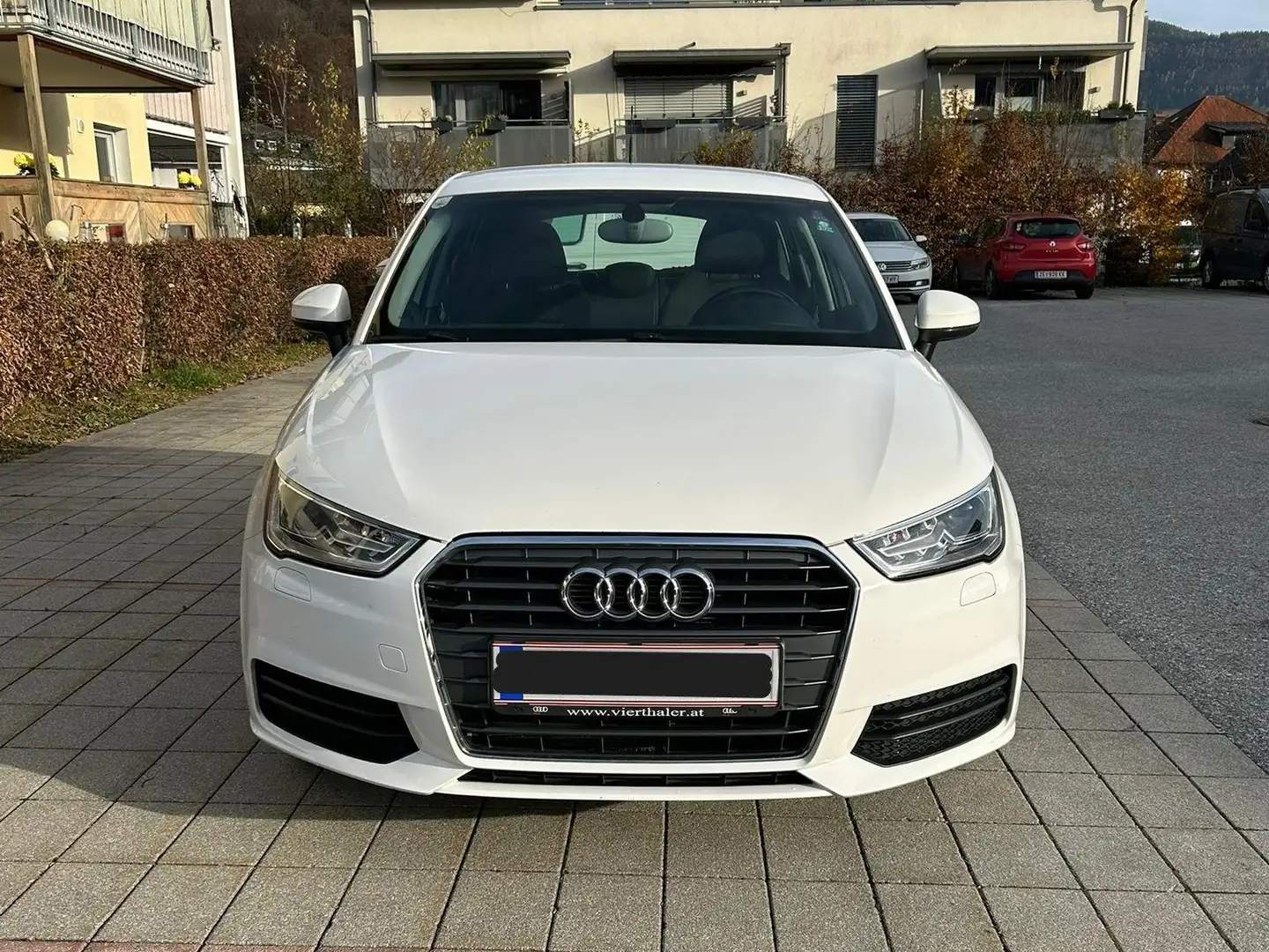 Audi A1 A1 SB 1,0 TFSI Weiß - 2