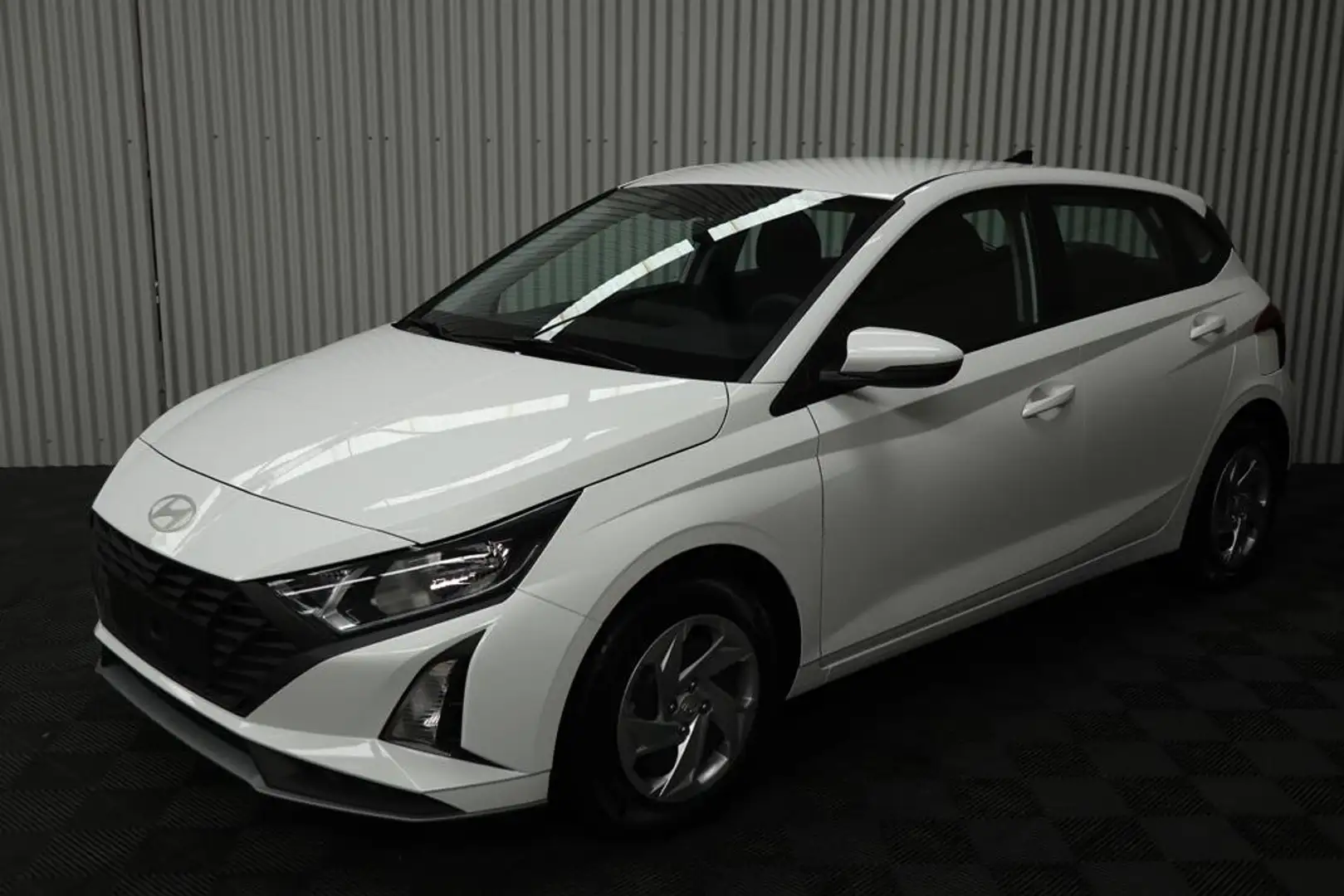 Hyundai i20 1.2 Comfort Navi Camera PDC Cruise Apple/Android Bianco - 1