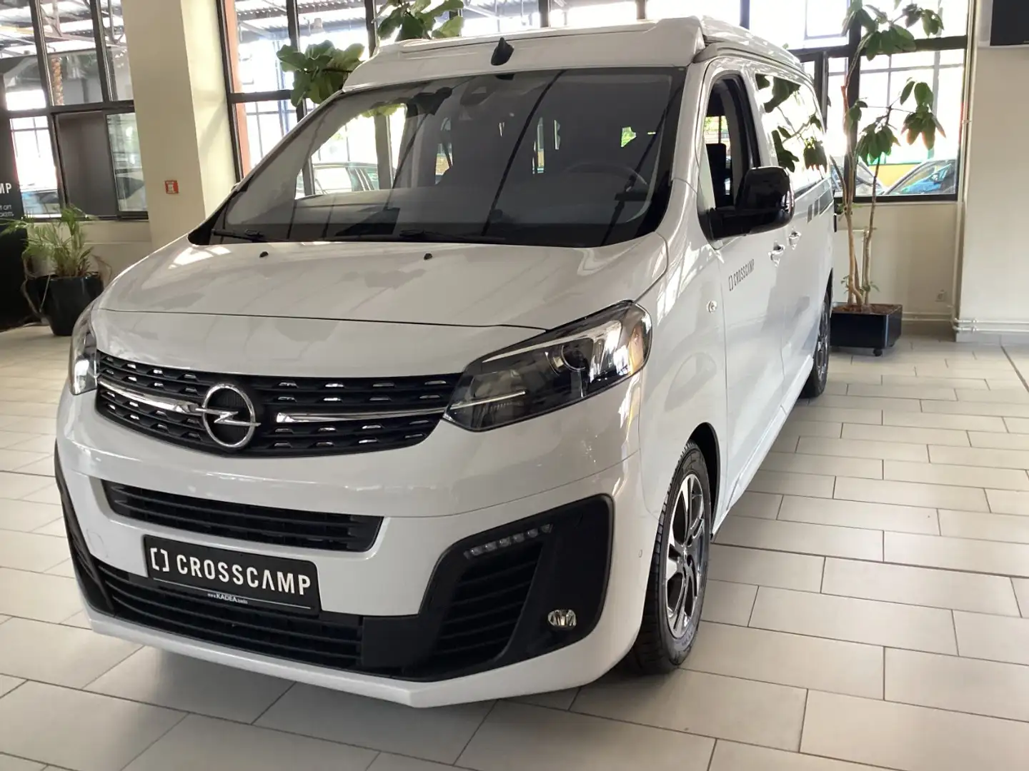 Opel Zafira Life Crosscamp  2.0 Crosscamp FLEX Weiß - 2