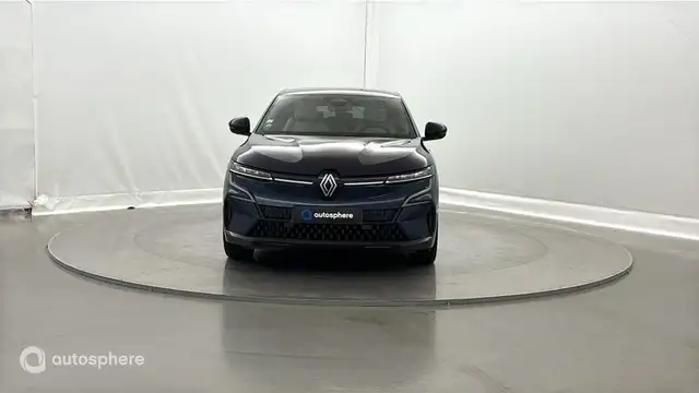 Renault Megane view 2