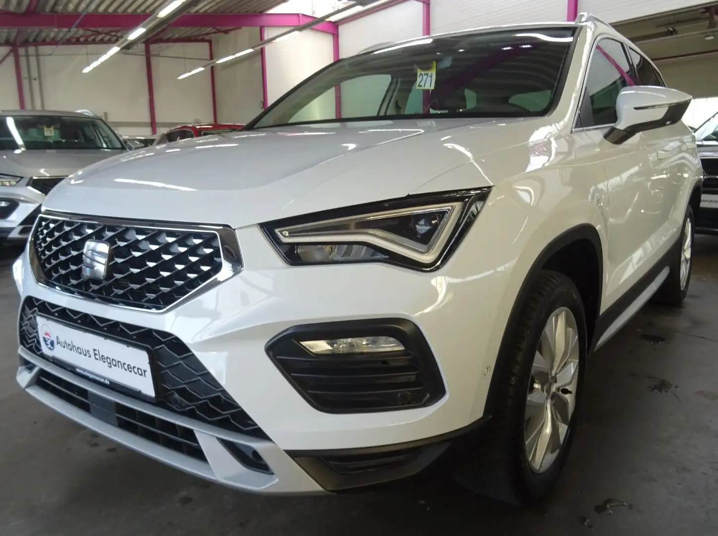 SEAT Ateca ATECA Xperience 1.5 TSI*ACC*AHK*CAM*KEY*ASSIST* Weiß - 1