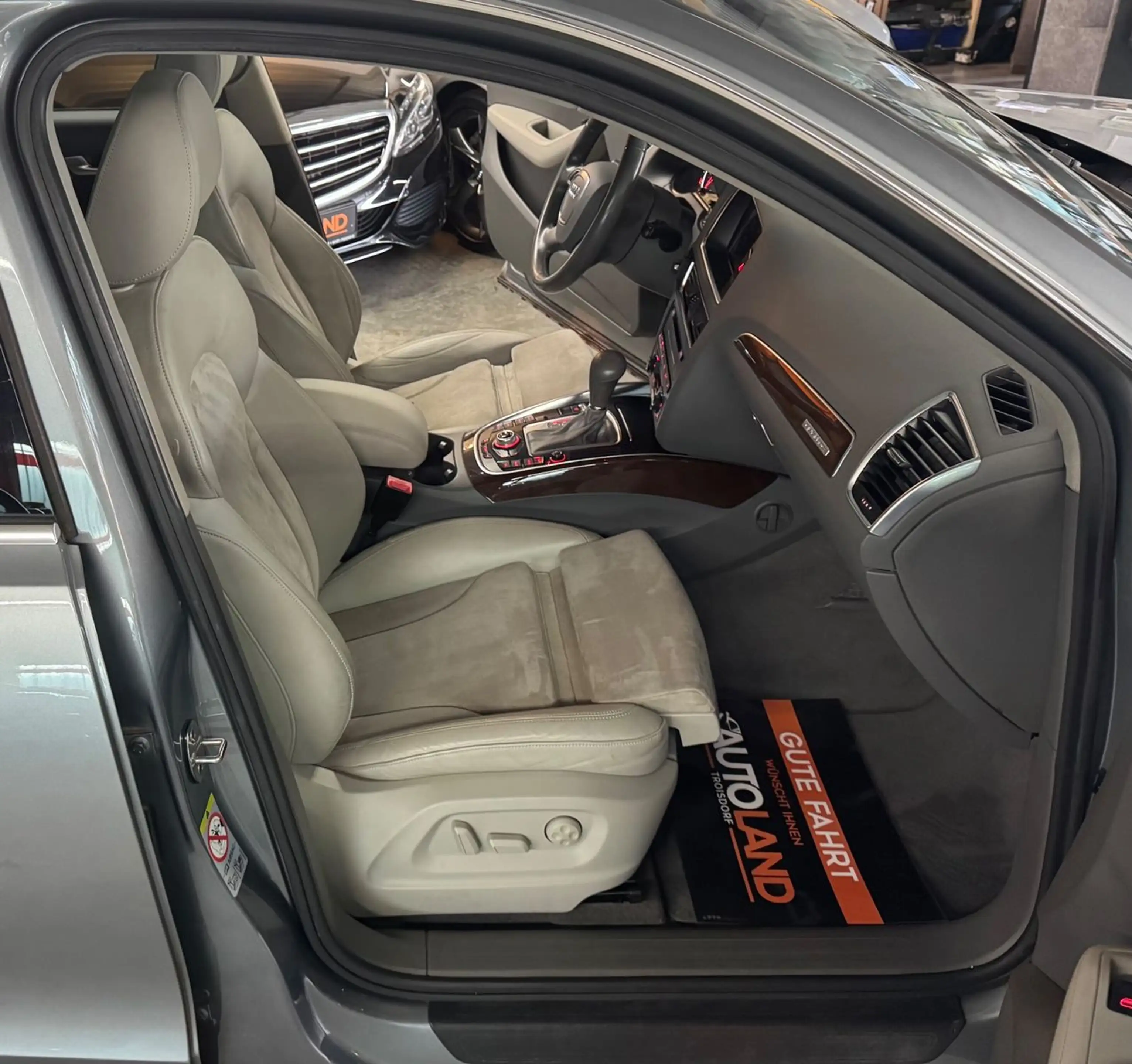 Audi Q5 3.0 TDI Quattro*1.HAND*AUTOM*XENON*PANO*ACC* — photo 14