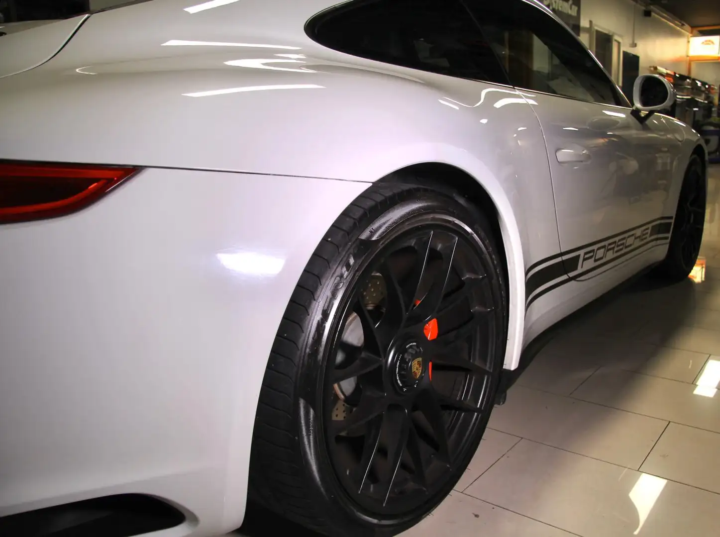 Porsche 911 911 Carrera 4 GTS Coupé PDK Blanco - 2