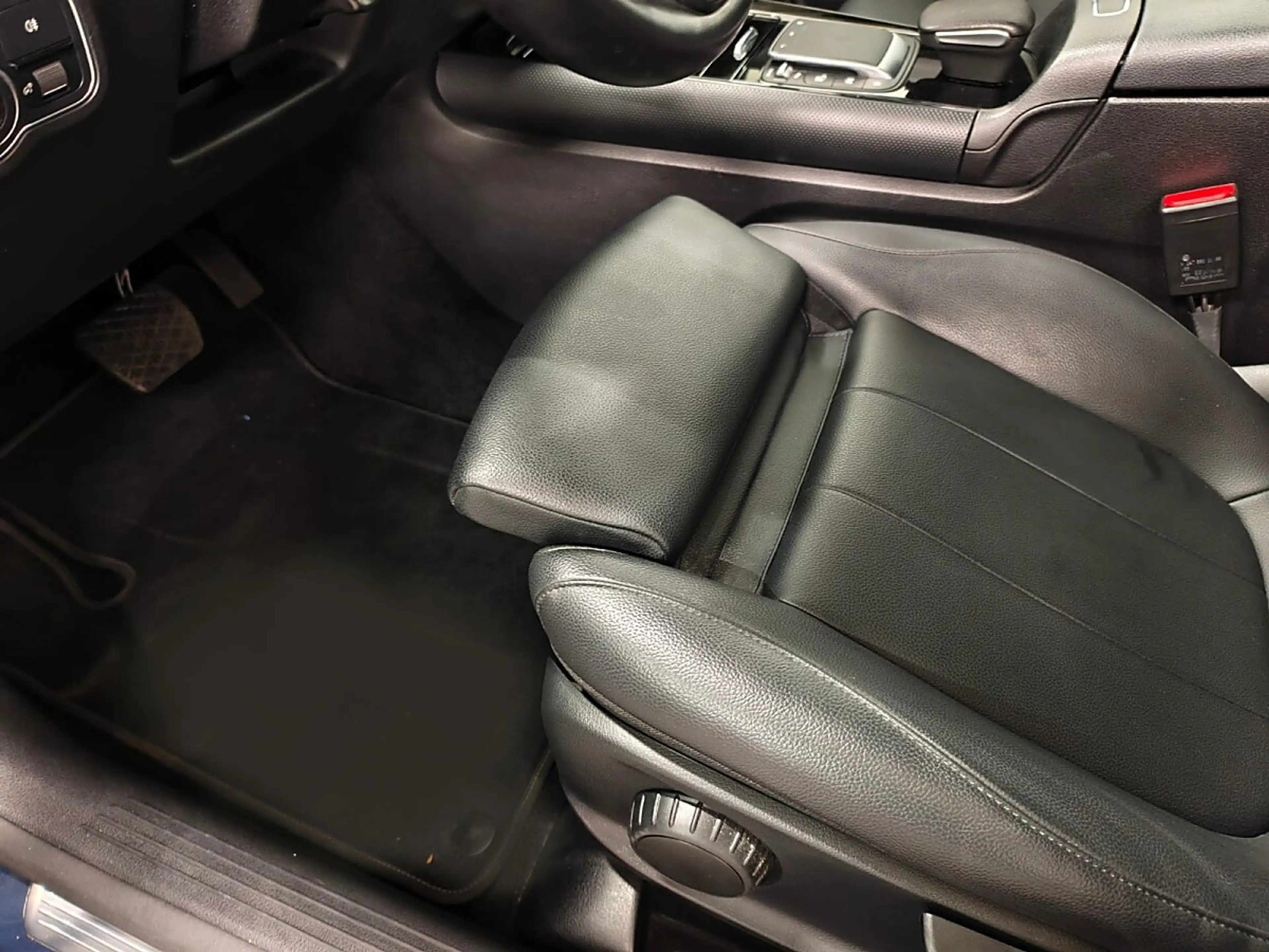 Mercedes-Benz GLA 250 e PHEV Aut. Leder, LED, Kamera, NAVI — photo 13