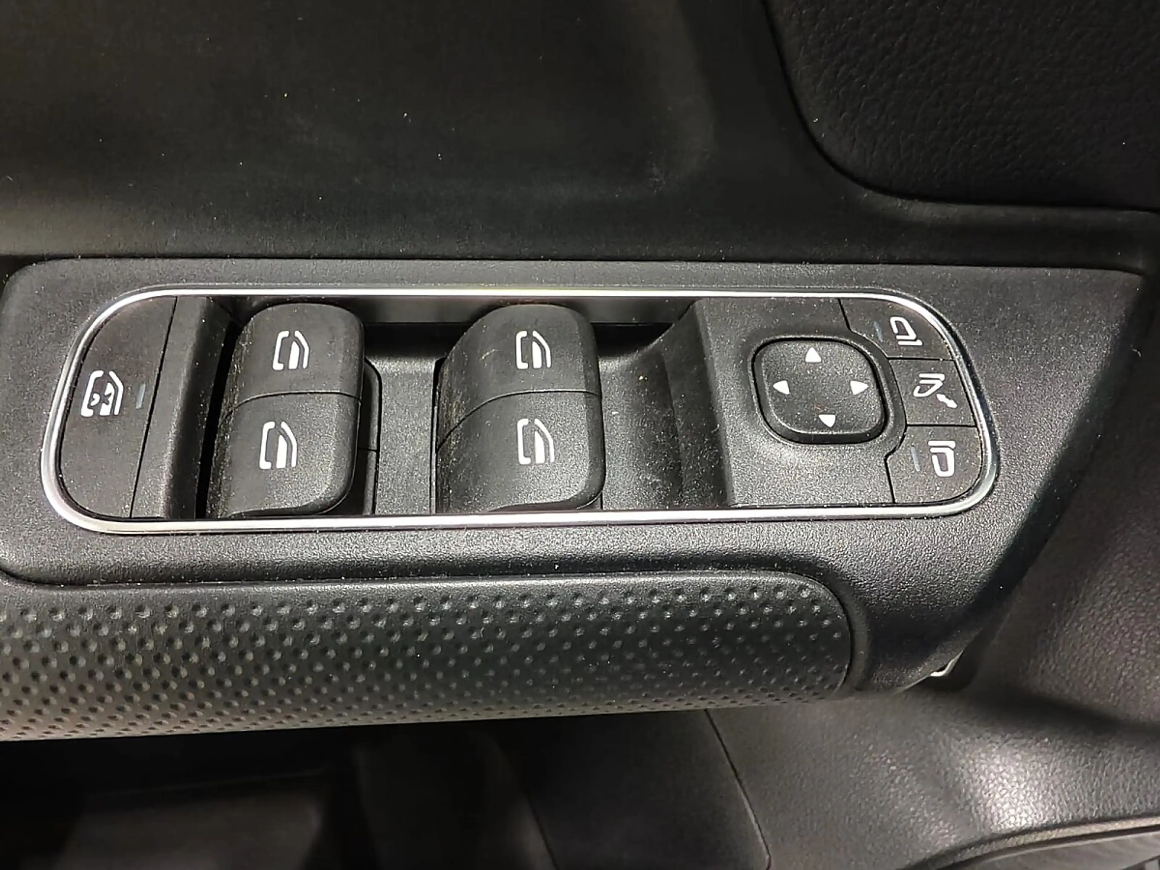 Mercedes-Benz GLA 250 e PHEV Aut. Leder, LED, Kamera, NAVI — photo 11