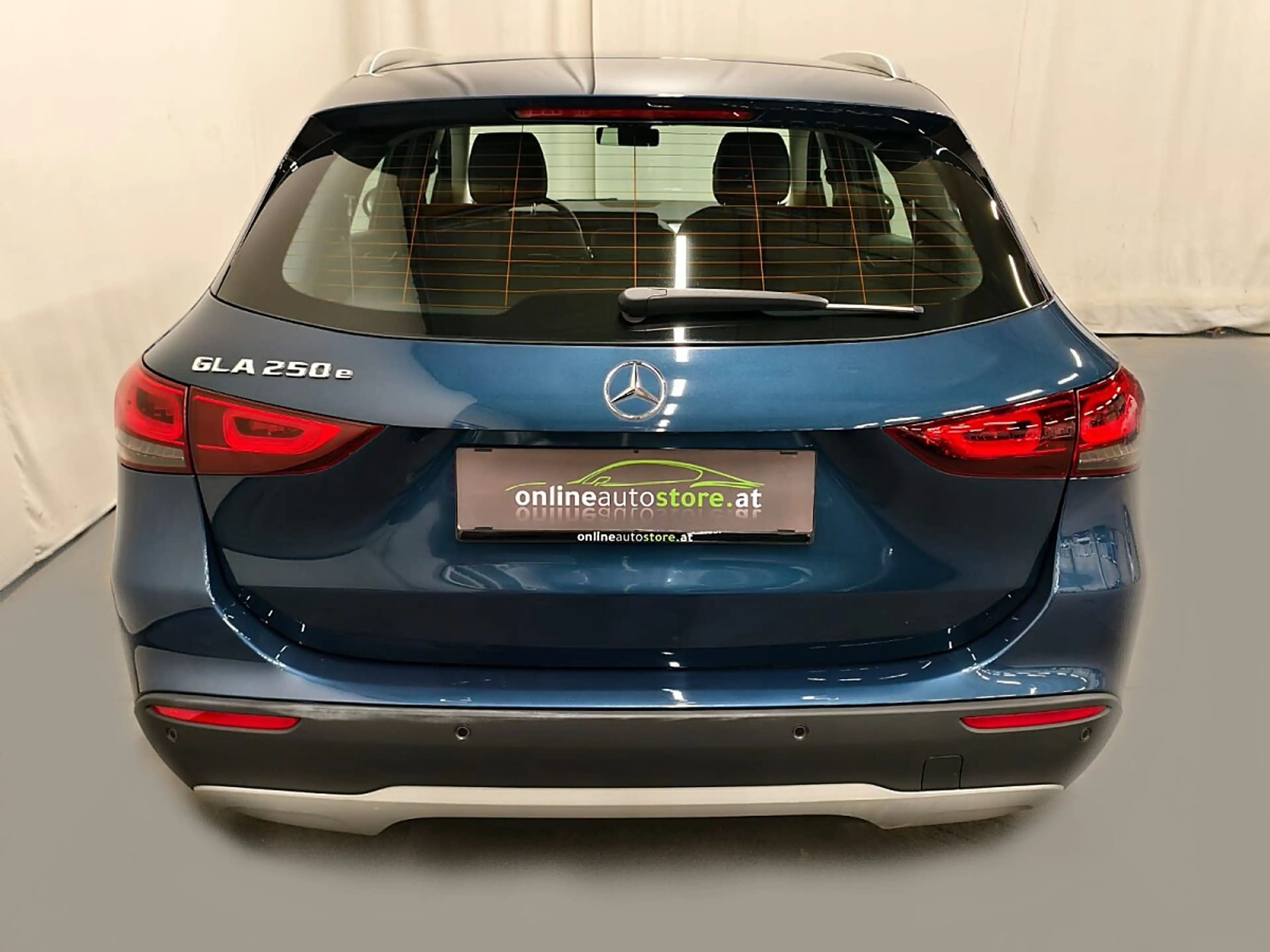 Mercedes-Benz GLA 250 e PHEV Aut. Leder, LED, Kamera, NAVI — photo 4